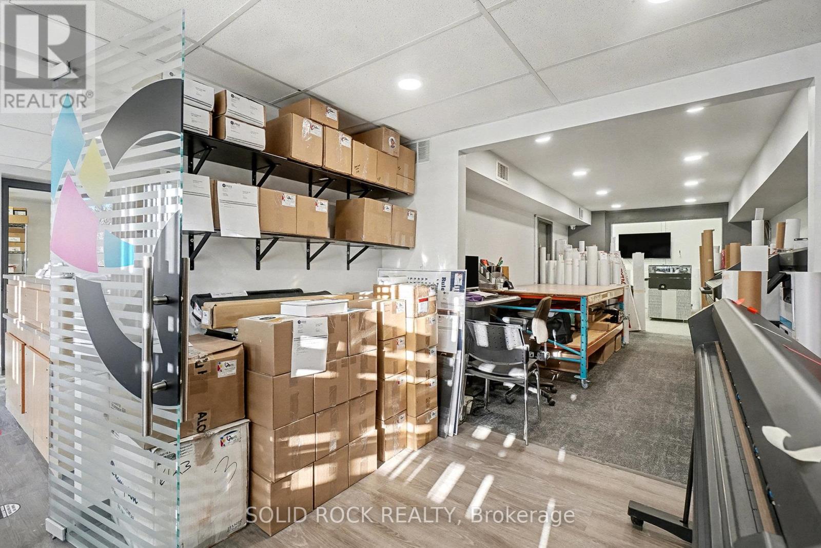 27 & 29 - 2100 Thurston Drive, Ottawa, Ontario  K1G 4K8 - Photo 8 - X12648528