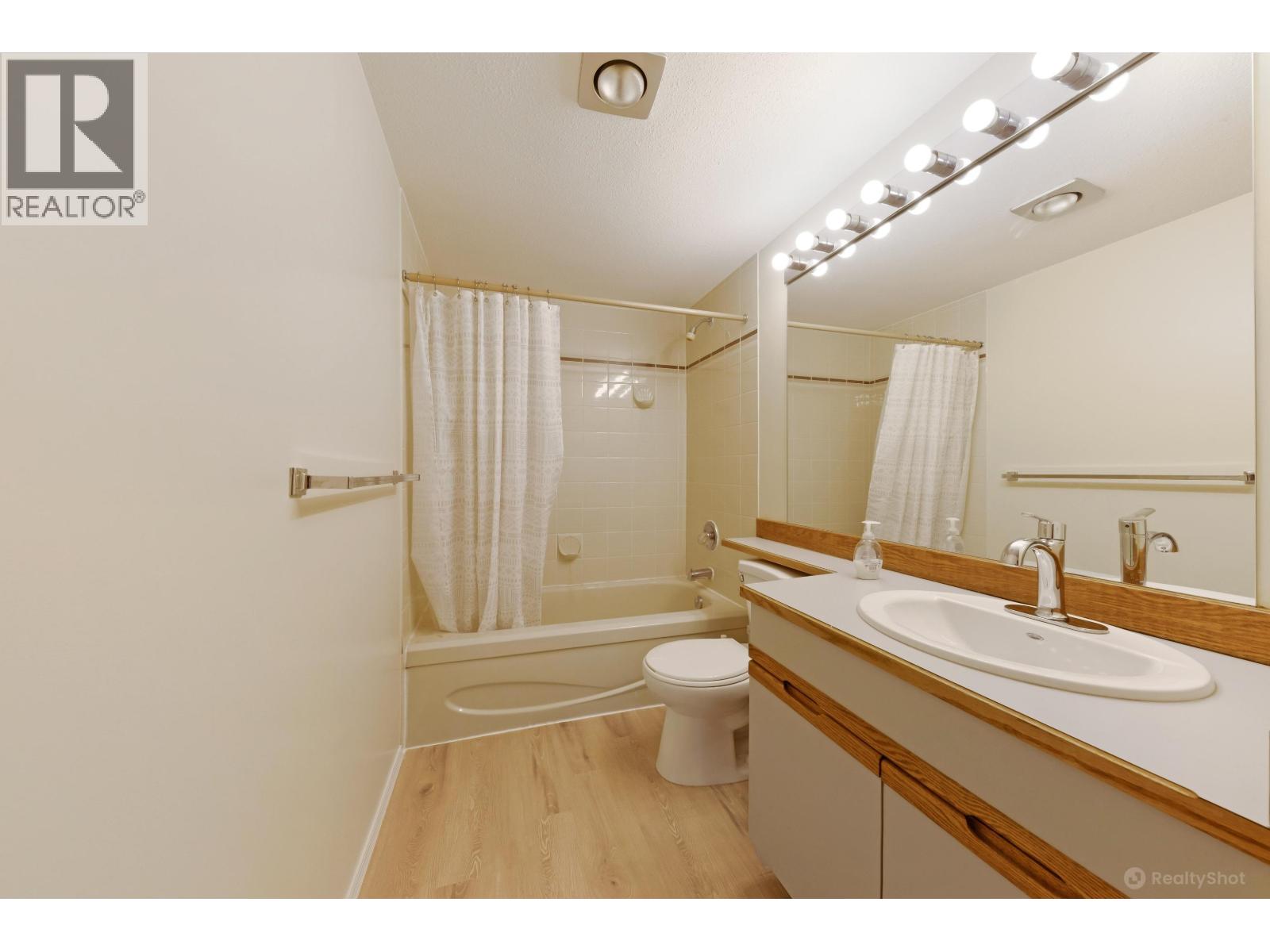 301 3421 Curle Avenue, Burnaby, British Columbia  V5G 4P4 - Photo 20 - R3074840