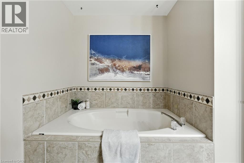 800 Upper Paradise Road Unit# 40, Hamilton, Ontario  L9C 7L2 - Photo 18 - 40769299