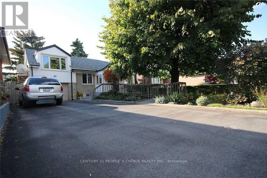 BSMT - 44 TORRANCE ROAD, Toronto, Ontario