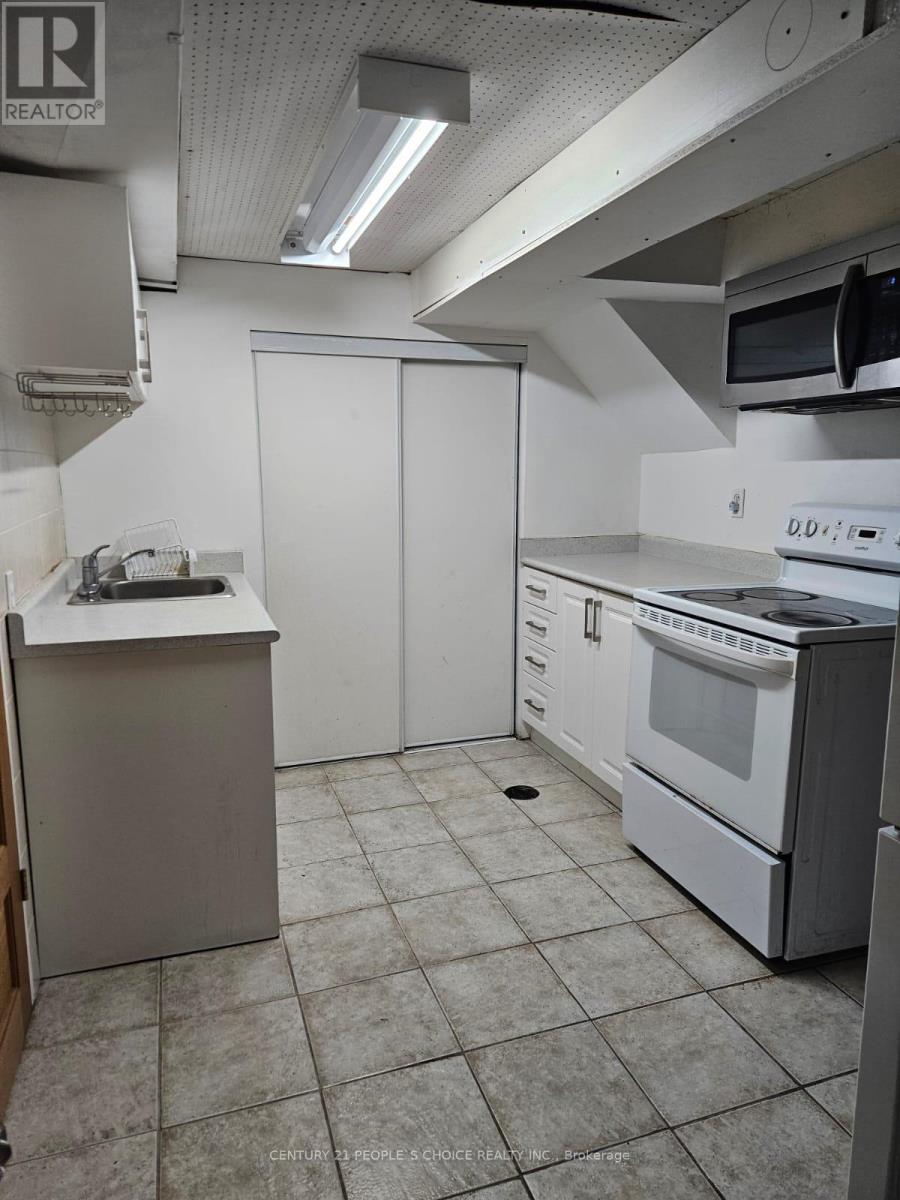 Bsmt - 44 Torrance Road, Toronto, Ontario  M1J 2J4 - Photo 4 - E12648510