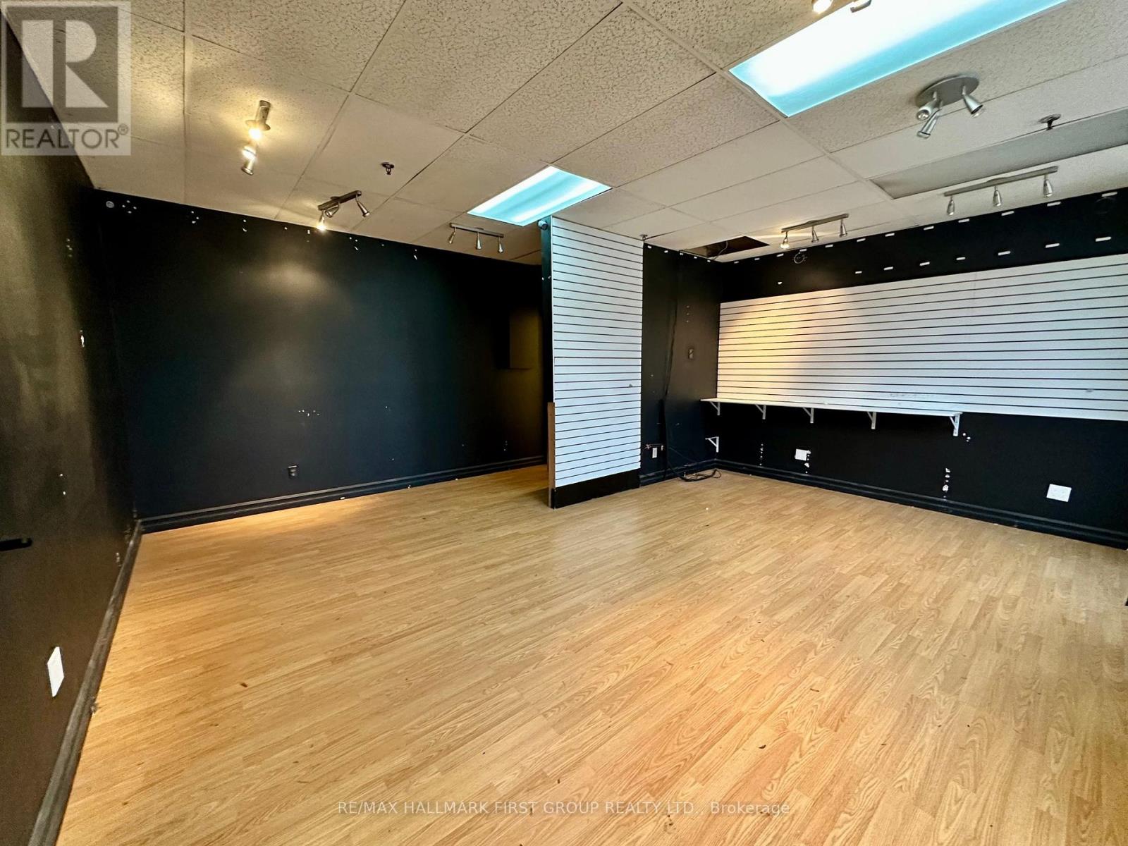 4 - 153 BROCK STREET N, Whitby, Ontario