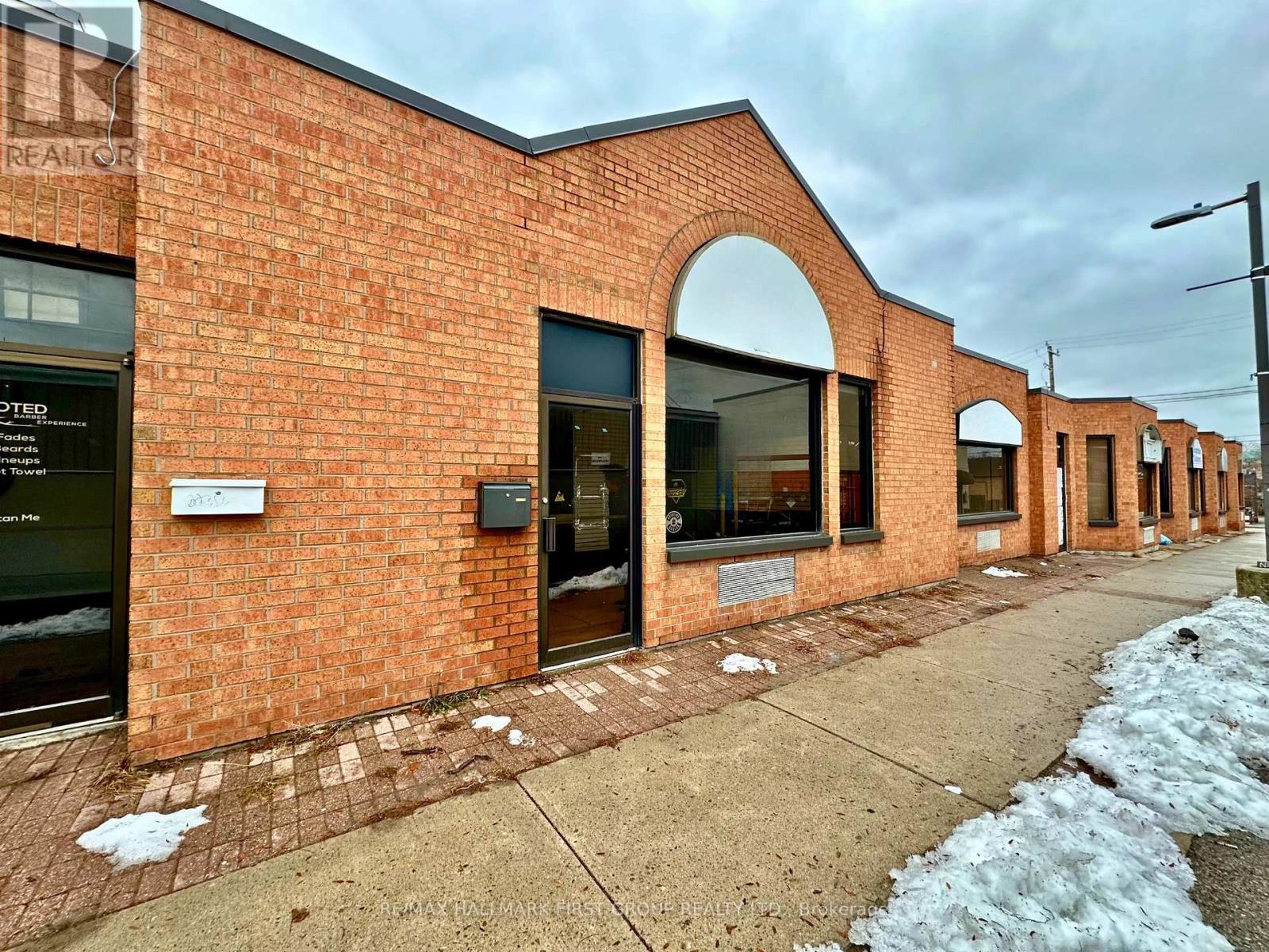 4 - 153 Brock Street N, Whitby, Ontario  L1N 4H3 - Photo 5 - E12648530