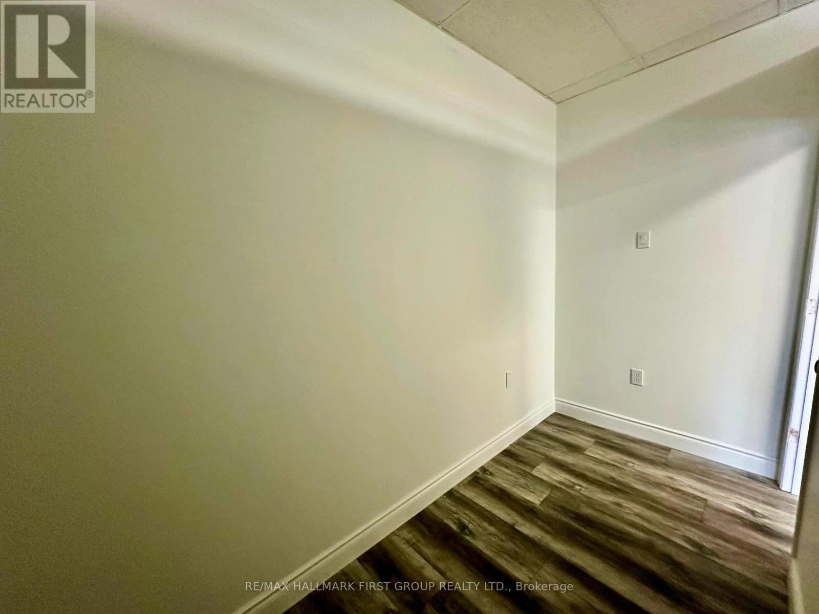 5 - 153 Brock Street N, Whitby, Ontario  L1N 4H3 - Photo 4 - E12648538