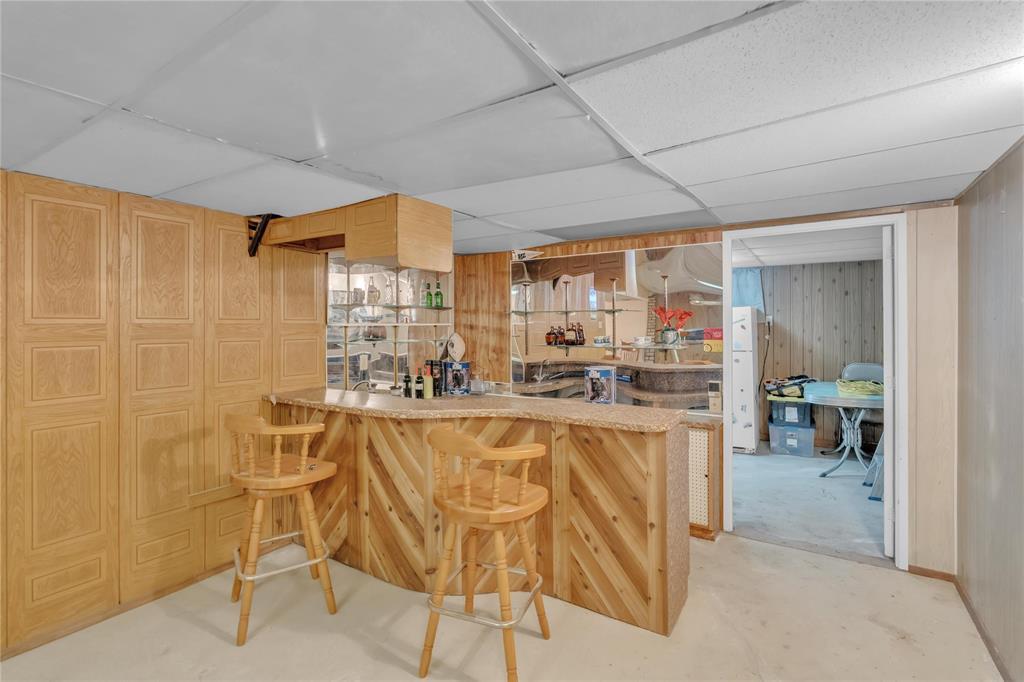 46 Parade Drive, Winnipeg, Manitoba  R2C 0S2 - Photo 18 - 202530164