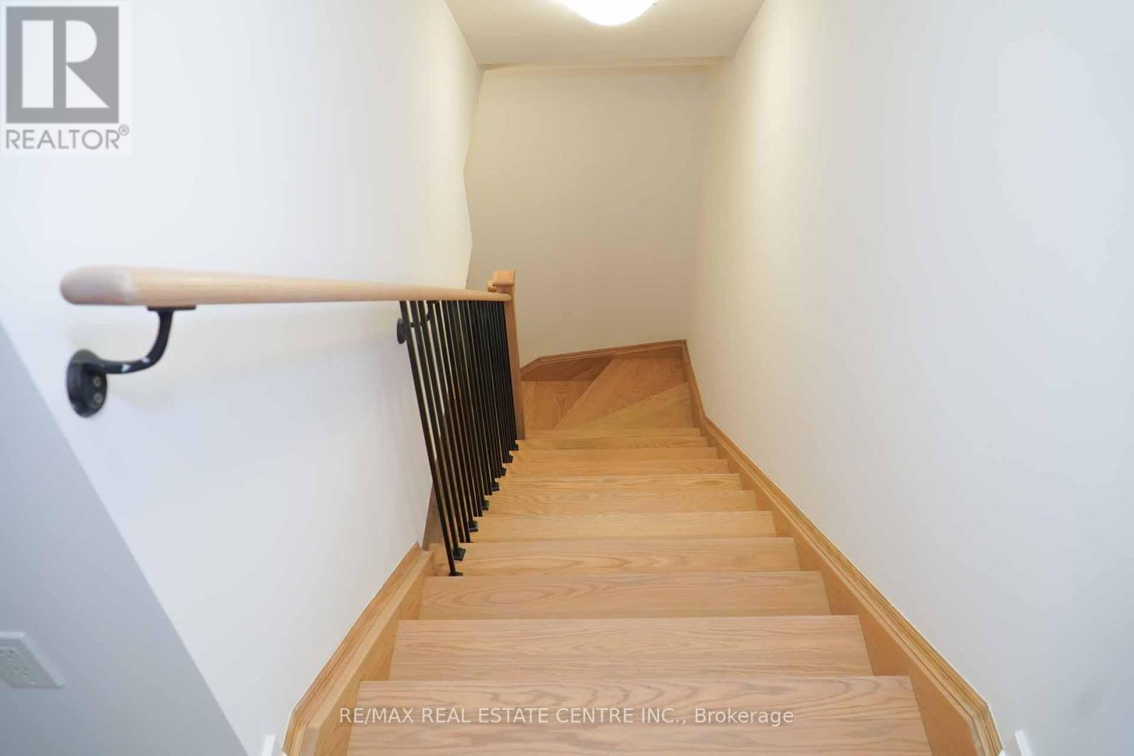 24 - 14 Lytham Green Circle, Newmarket, Ontario  L3Y 0H3 - Photo 18 - N12647948