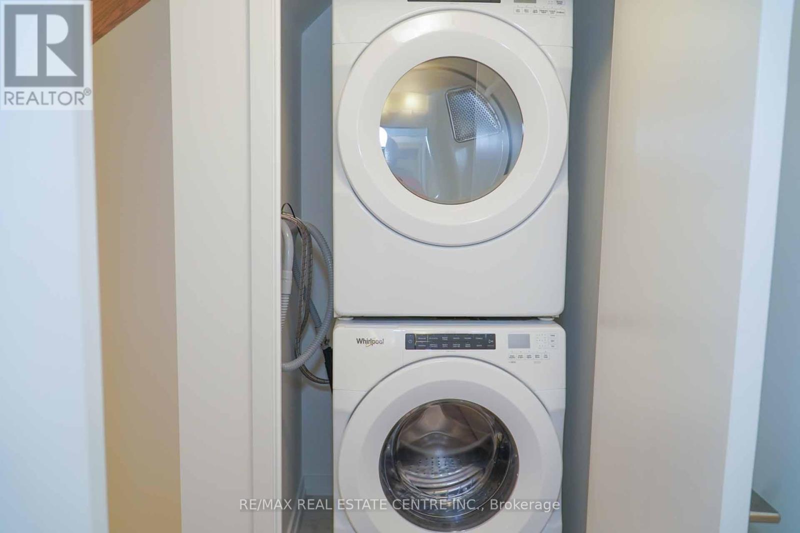 24 - 14 Lytham Green Circle, Newmarket, Ontario  L3Y 0H3 - Photo 28 - N12647948