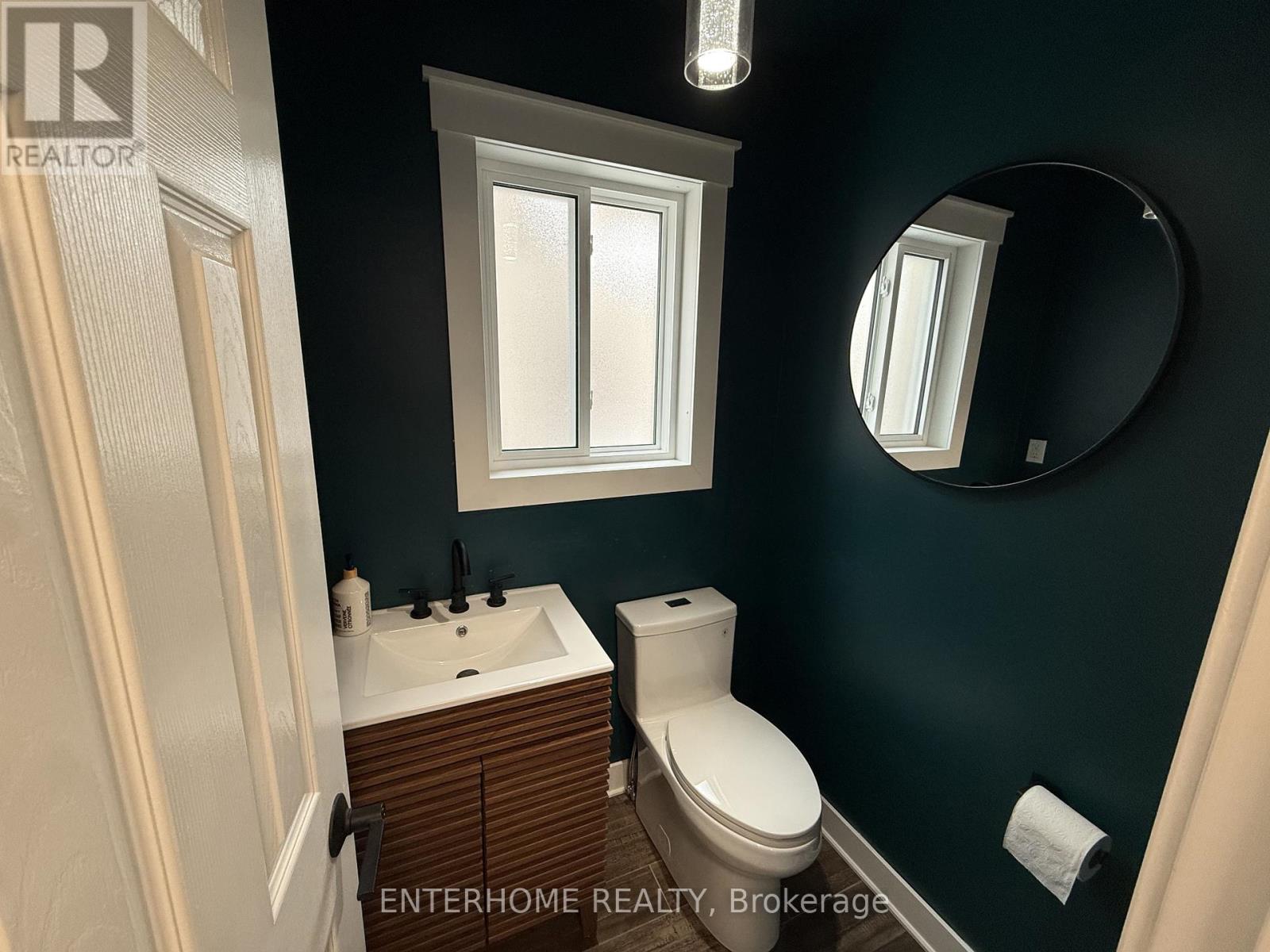 127 Birchwood Drive, Barrie, Ontario  L4M 6X3 - Photo 9 - S12648494