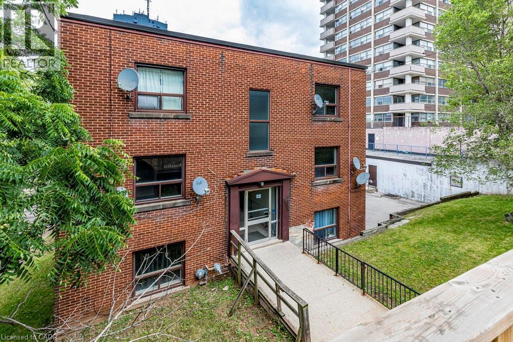 118 St. Joseph's Drive Unit# 201, Hamilton, Ontario  L8N 2E7 - Photo 3 - 40794863