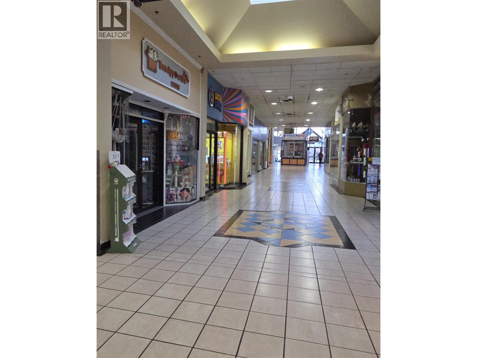 1535 4380 NO. 3 ROAD, Richmond, British Columbia