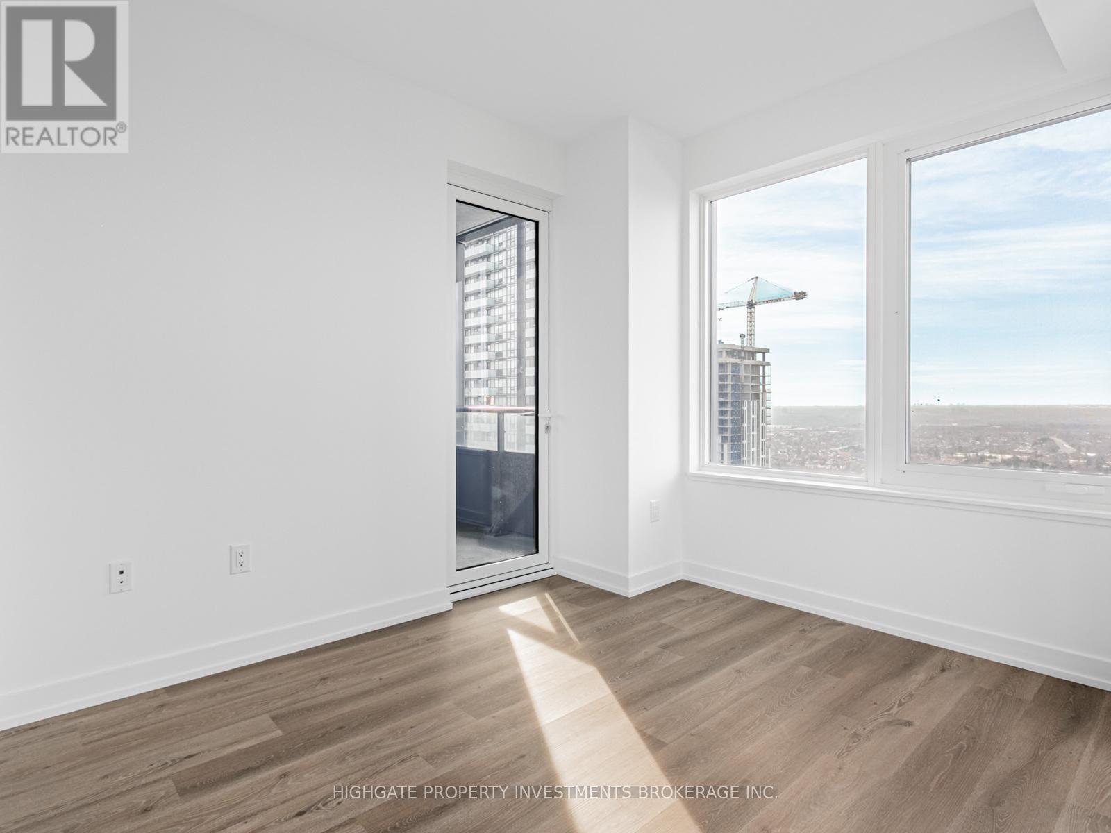 3310 - 395 Square One Drive, Mississauga, Ontario  L5B 0P6 - Photo 14 - W12648502