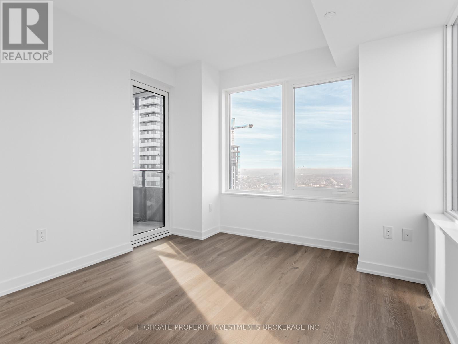 3310 - 395 Square One Drive, Mississauga, Ontario  L5B 0P6 - Photo 15 - W12648502