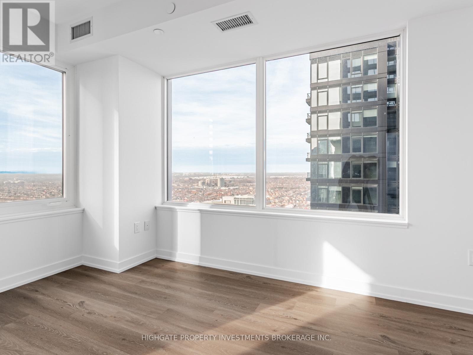 3310 - 395 Square One Drive, Mississauga, Ontario  L5B 0P6 - Photo 16 - W12648502