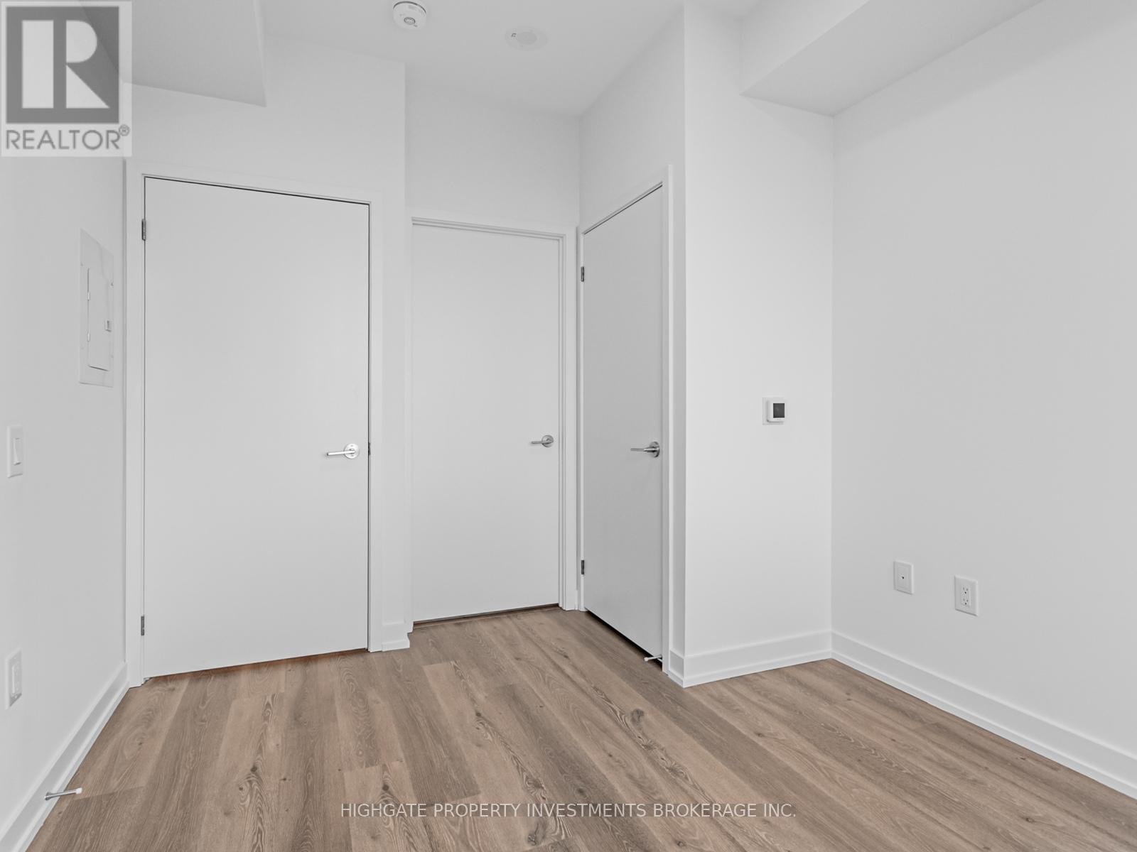 3310 - 395 Square One Drive, Mississauga, Ontario  L5B 0P6 - Photo 20 - W12648502