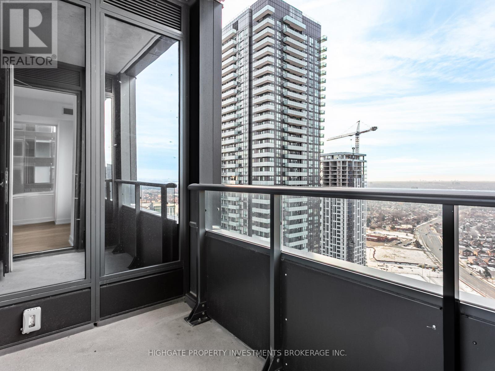 3310 - 395 Square One Drive, Mississauga, Ontario  L5B 0P6 - Photo 27 - W12648502