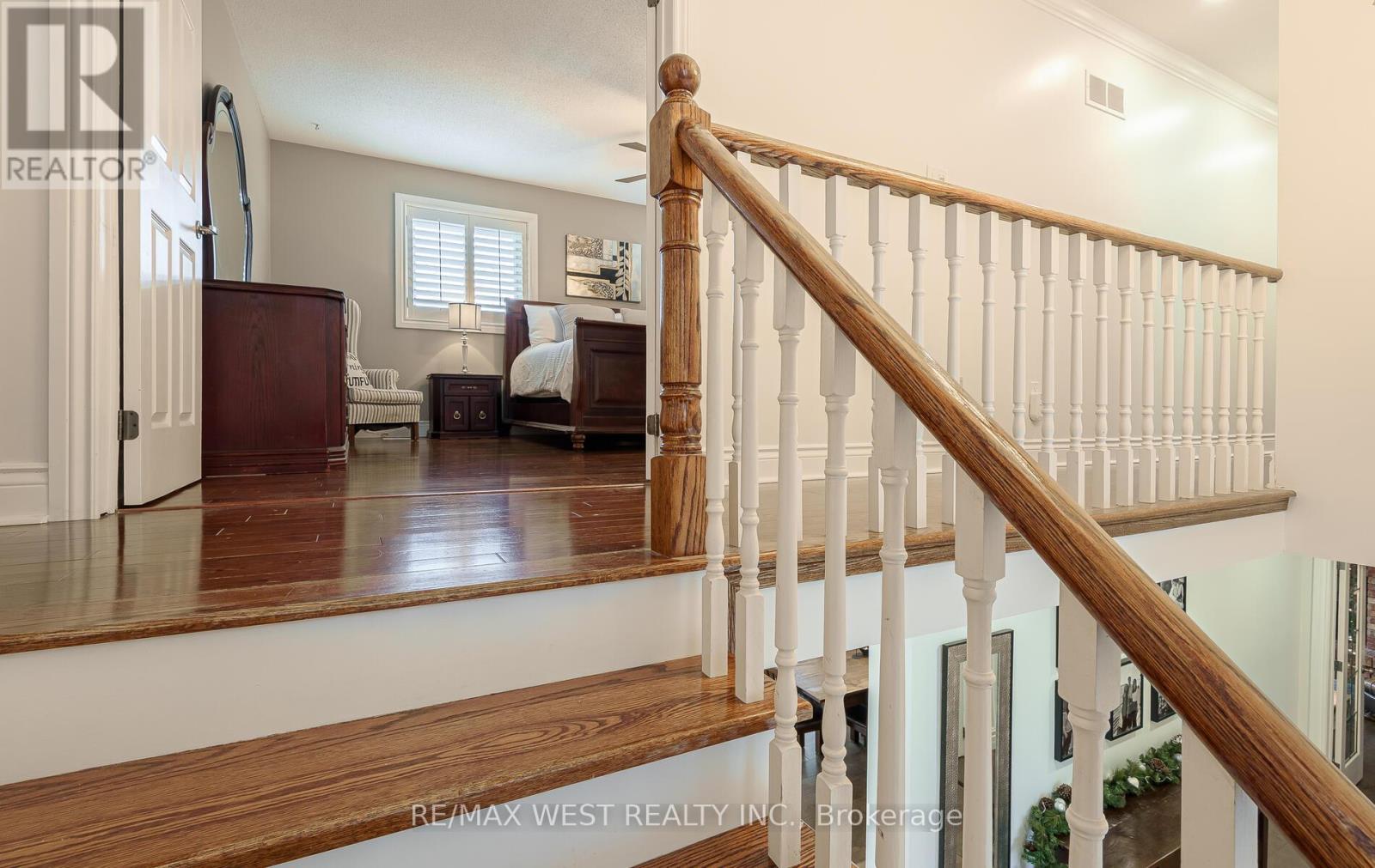 8 Oakridge Court, Brampton, Ontario  L6Z 2A4 - Photo 20 - W12648526