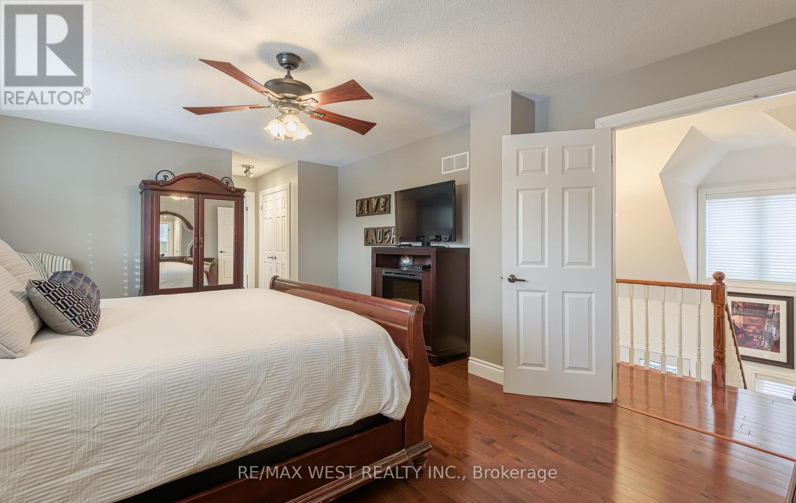 8 Oakridge Court, Brampton, Ontario  L6Z 2A4 - Photo 24 - W12648526