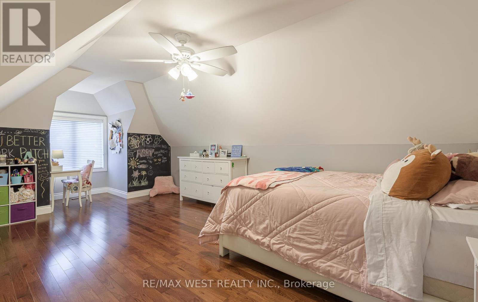 8 Oakridge Court, Brampton, Ontario  L6Z 2A4 - Photo 28 - W12648526