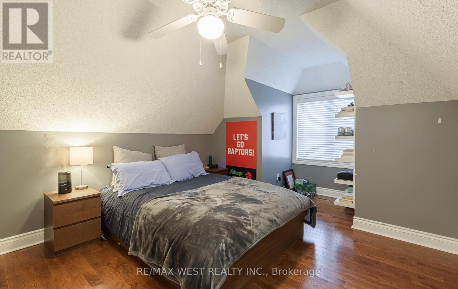 8 Oakridge Court, Brampton, Ontario  L6Z 2A4 - Photo 31 - W12648526