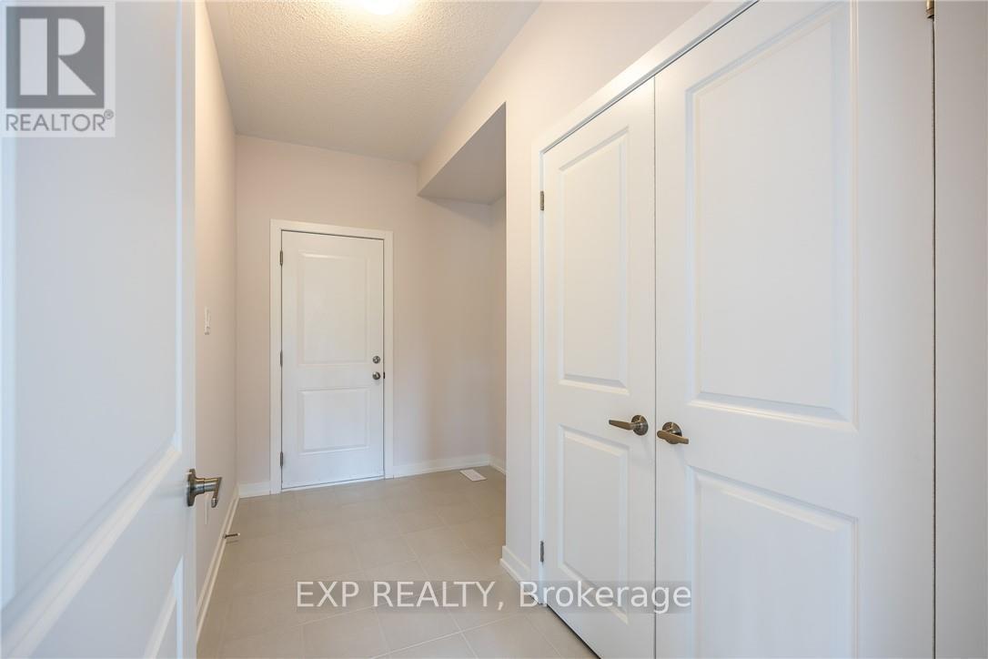 6 Butternut Drive, Norfolk, Ontario  N3Y 0G8 - Photo 9 - X12648532