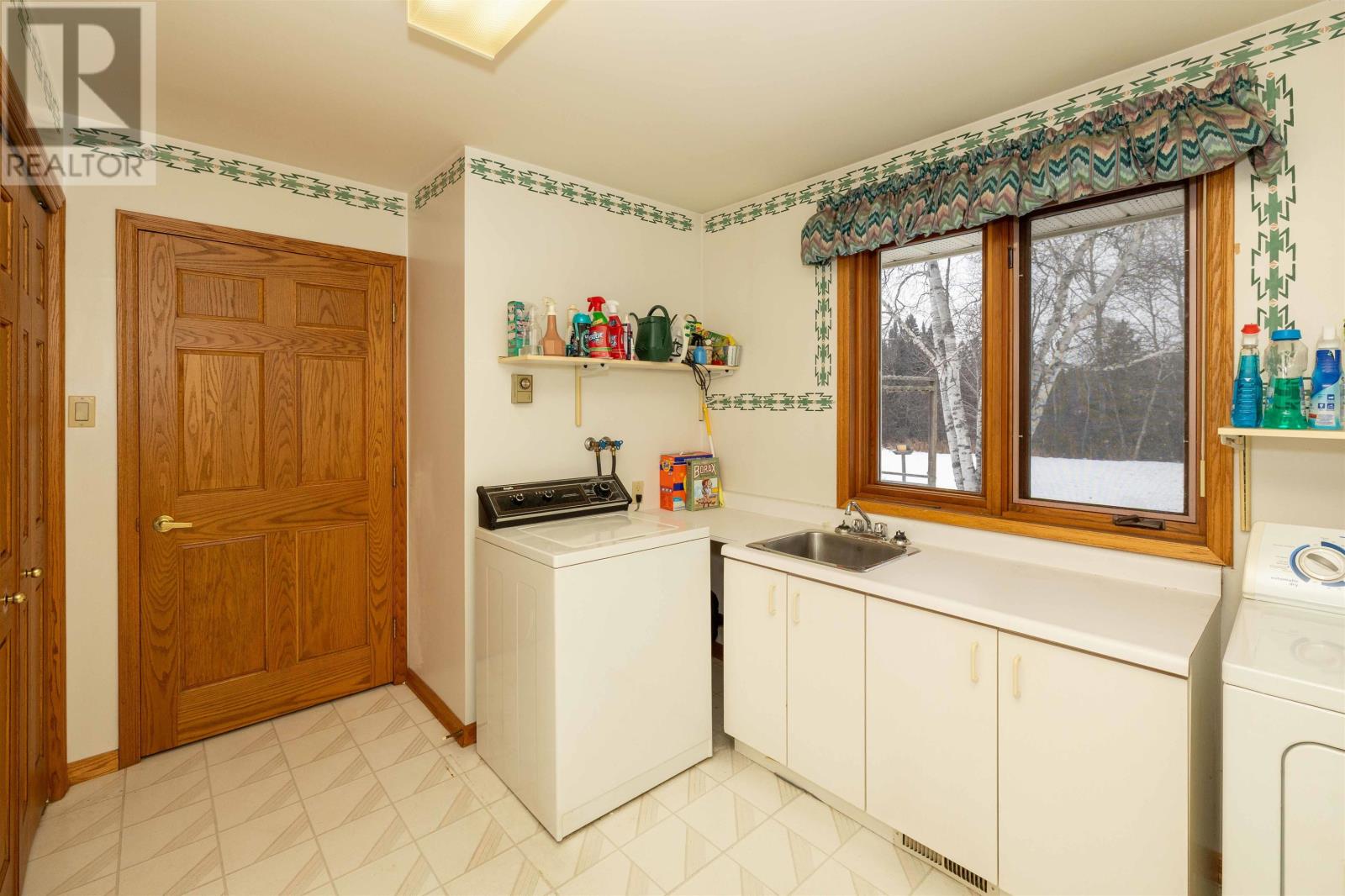 2200 Bordeaux Cres, Thunder Bay, Ontario  P7K 1C2 - Photo 40 - TB253643