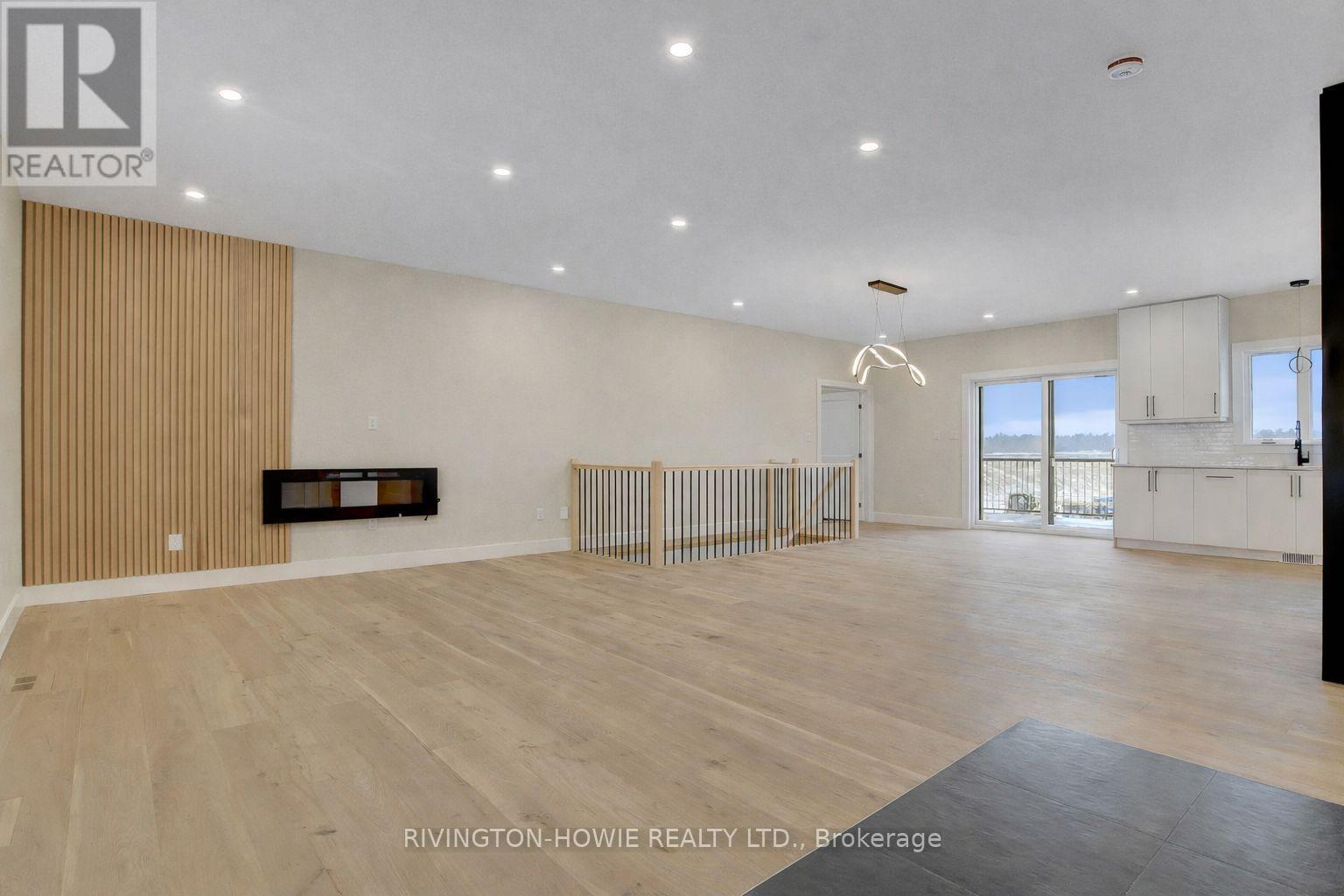 354 Russett Drive, Mcnab/braeside, Ontario  K7S 3G8 - Photo 6 - X12648546