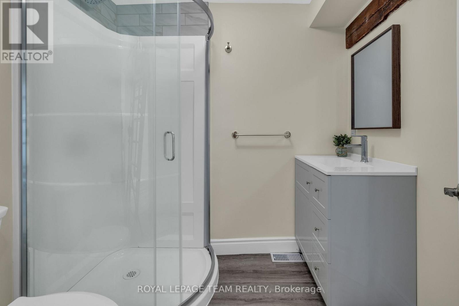 14,16 - 14-16 Clothier Street W, North Grenville, Ontario  L3Z 3E6 - Photo 21 - X12648626