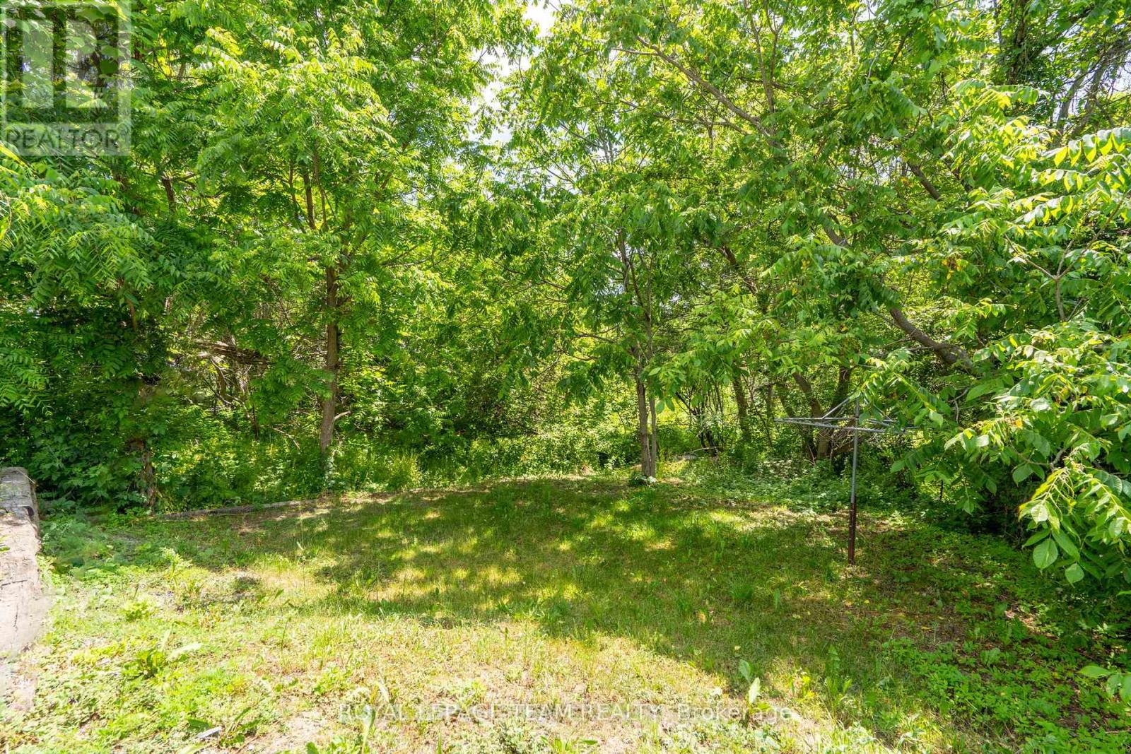 14,16 - 14-16 Clothier Street W, North Grenville, Ontario  L3Z 3E6 - Photo 40 - X12648626