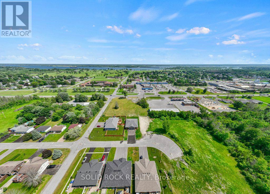 9 Billings Avenue W, South Dundas, Ontario  K0E 1K0 - Photo 18 - X12347206