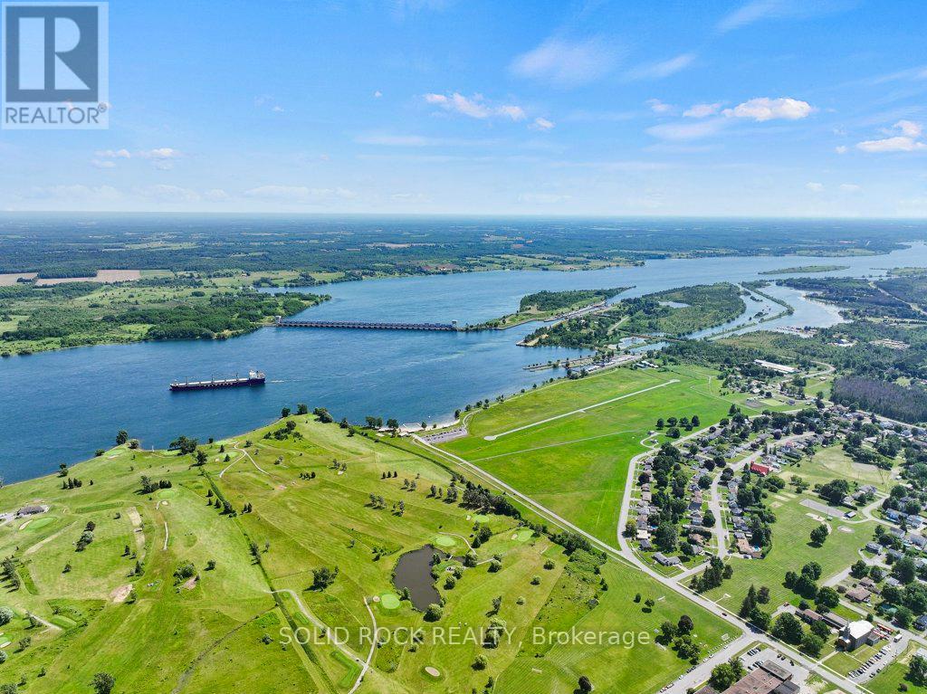 9 Billings Avenue W, South Dundas, Ontario  K0E 1K0 - Photo 37 - X12347206