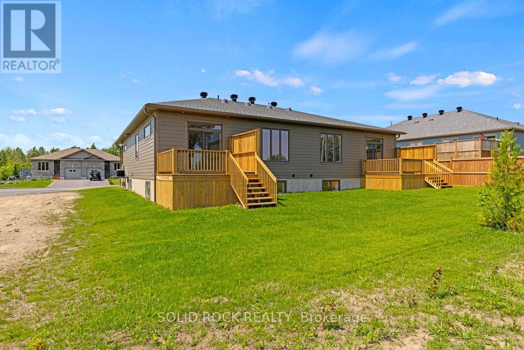 9 Billings Avenue W, South Dundas, Ontario  K0E 1K0 - Photo 40 - X12347206