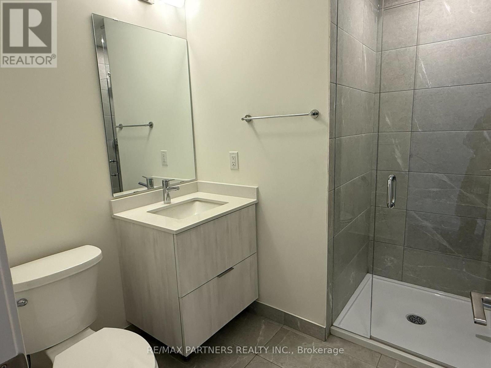 924 - 2 Steckley House Lane, Richmond Hill, Ontario  L4S 0N4 - Photo 15 - N12647984