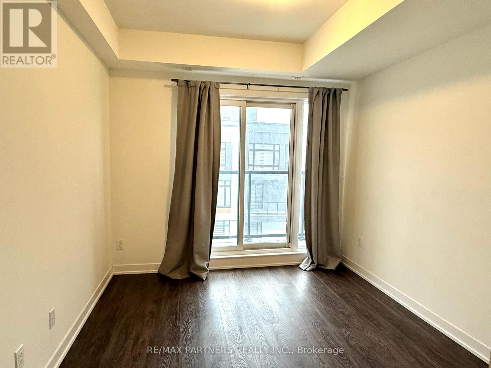 924 - 2 Steckley House Lane, Richmond Hill, Ontario  L4S 0N4 - Photo 14 - N12647984