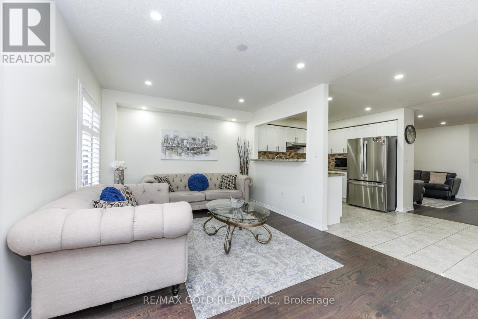 3857 Skyview Street, Mississauga, Ontario  L5M 8A1 - Photo 13 - W12648486