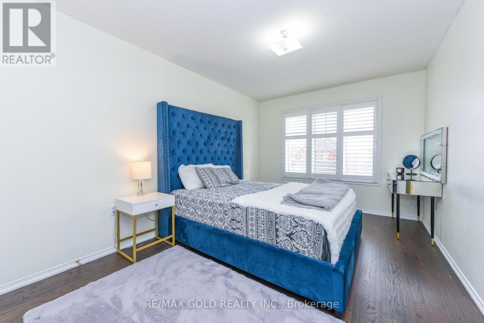 3857 Skyview Street, Mississauga, Ontario  L5M 8A1 - Photo 18 - W12648486