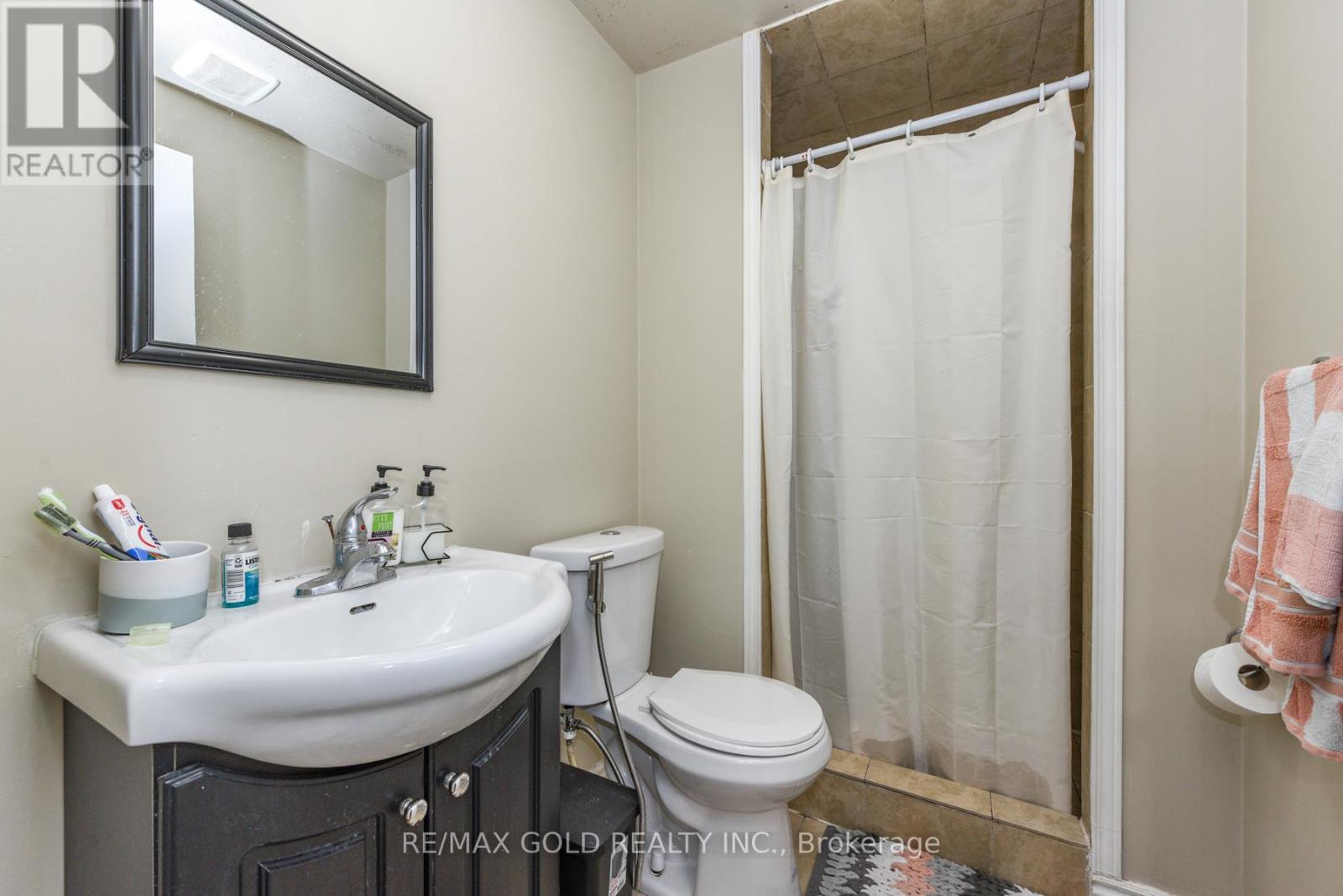 3857 Skyview Street, Mississauga, Ontario  L5M 8A1 - Photo 26 - W12648486