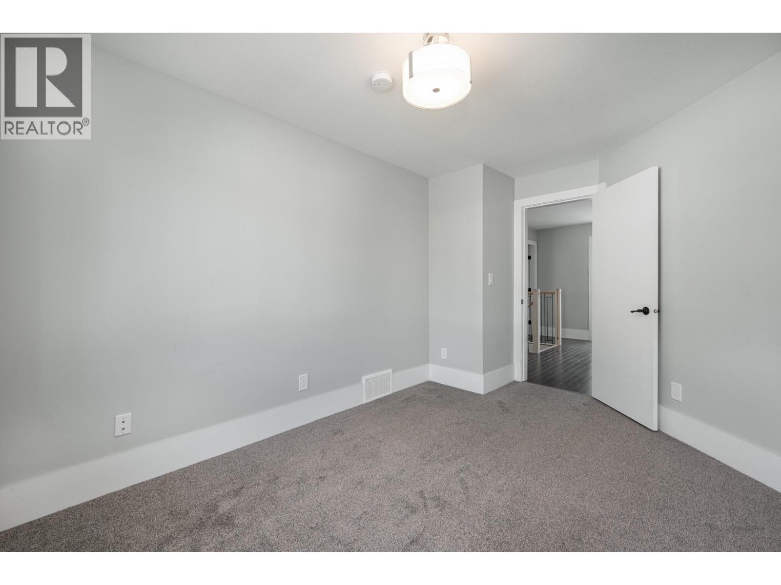 2292 Saddleback Drive, Kamloops, British Columbia  V2B 0G7 - Photo 37 - 10371537