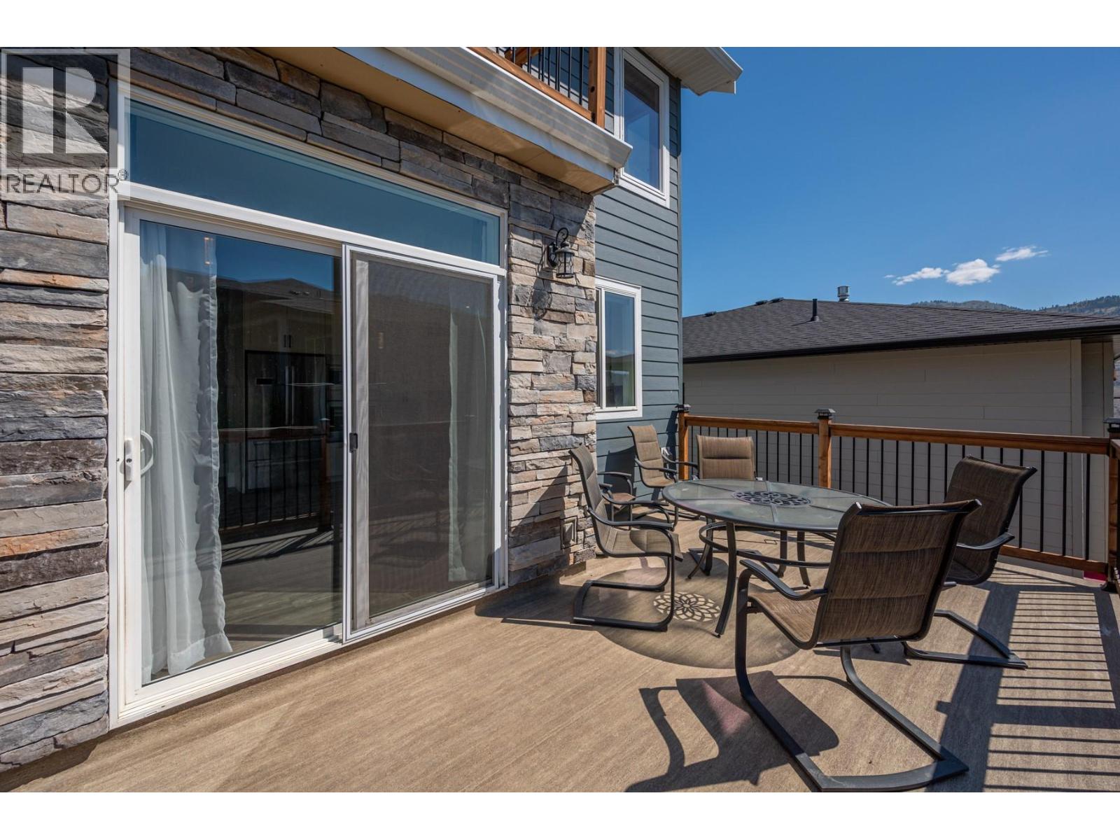 2292 Saddleback Drive, Kamloops, British Columbia  V2B 0G7 - Photo 9 - 10371537