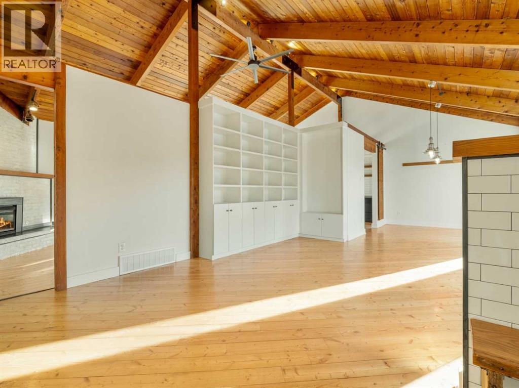 101 3 Street S, Picture Butte, Alberta  T0K 1V0 - Photo 3 - A2275980