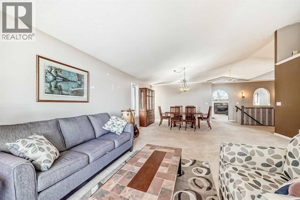 256 Lakeside Greens Drive, Chestermere, Alberta  T1X 1C5 - Photo 7 - A2268783