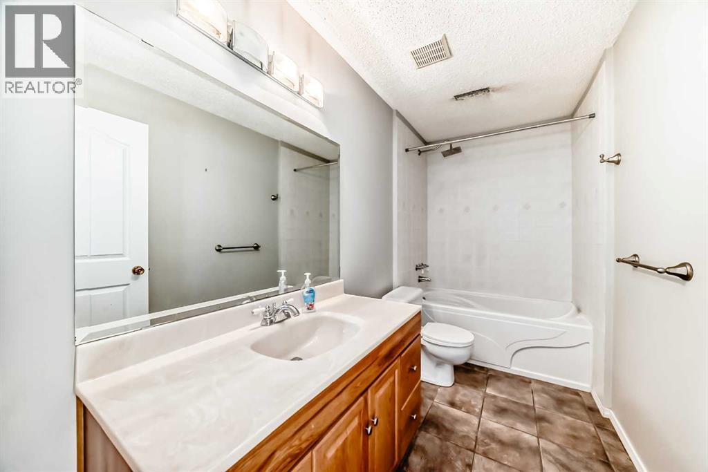 256 Lakeside Greens Drive, Chestermere, Alberta  T1X 1C5 - Photo 45 - A2268783