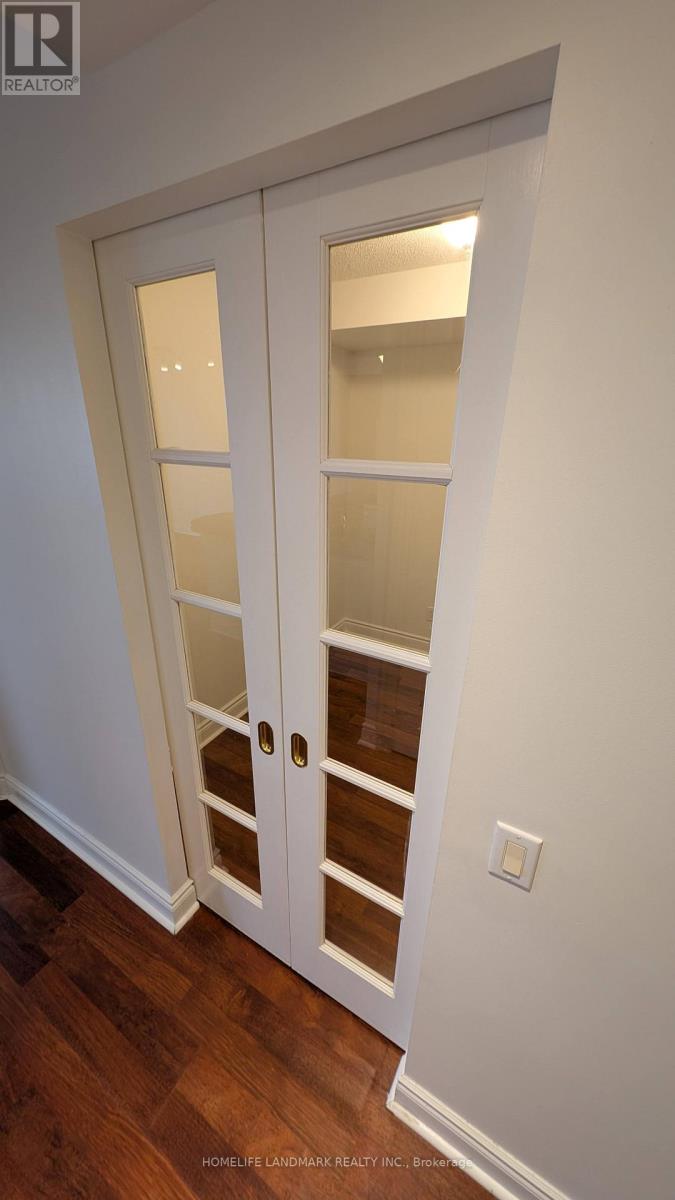 1006 - 10 Northtown Way, Toronto, Ontario  M2N 7L4 - Photo 7 - C12648580