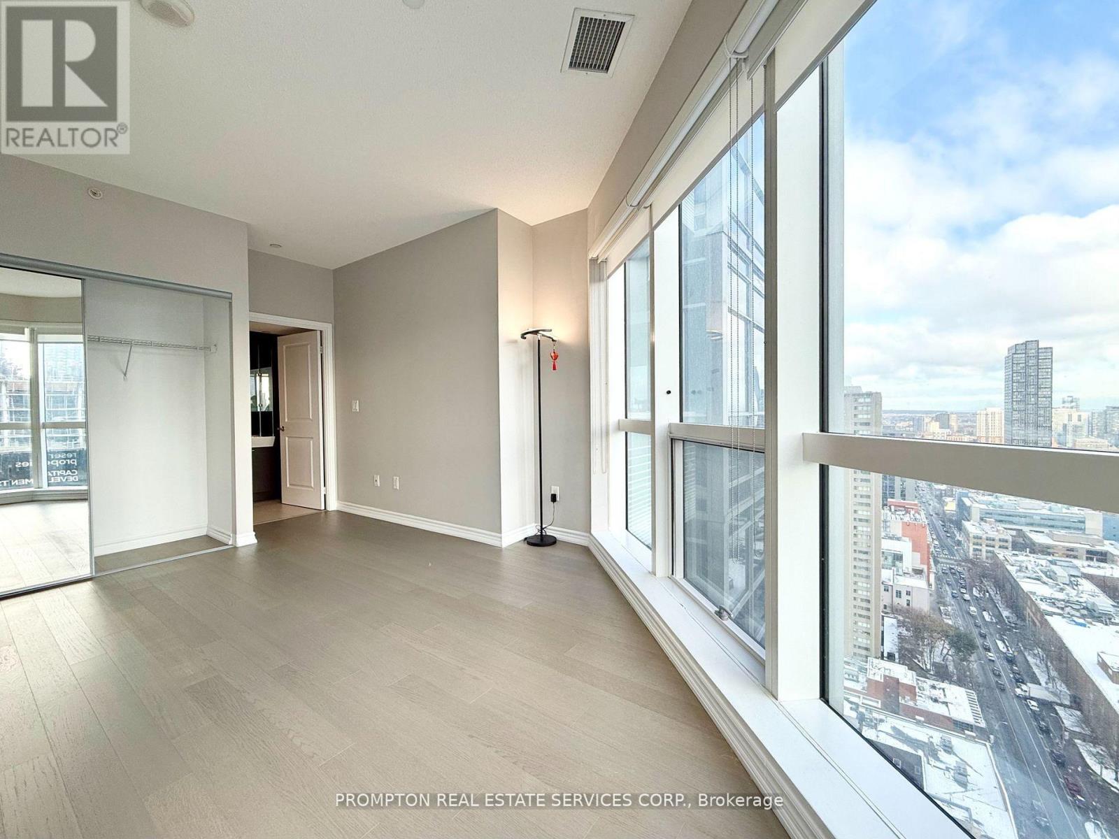 2808 - 386 Yonge Street, Toronto, Ontario  M5B 0A5 - Photo 5 - C12648606