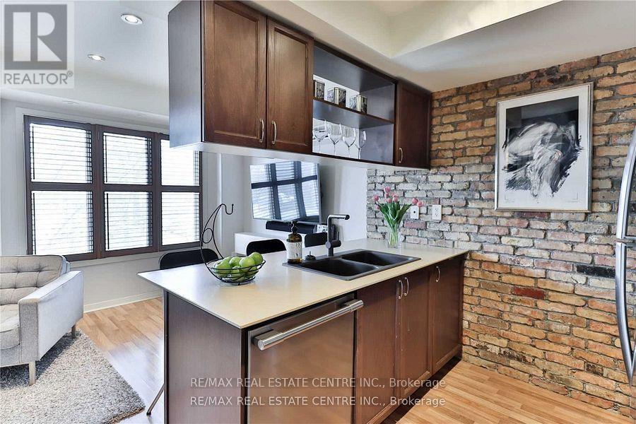 5 - 823 Dundas Street E, Toronto, Ontario  M4M 1P9 - Photo 19 - E12648598