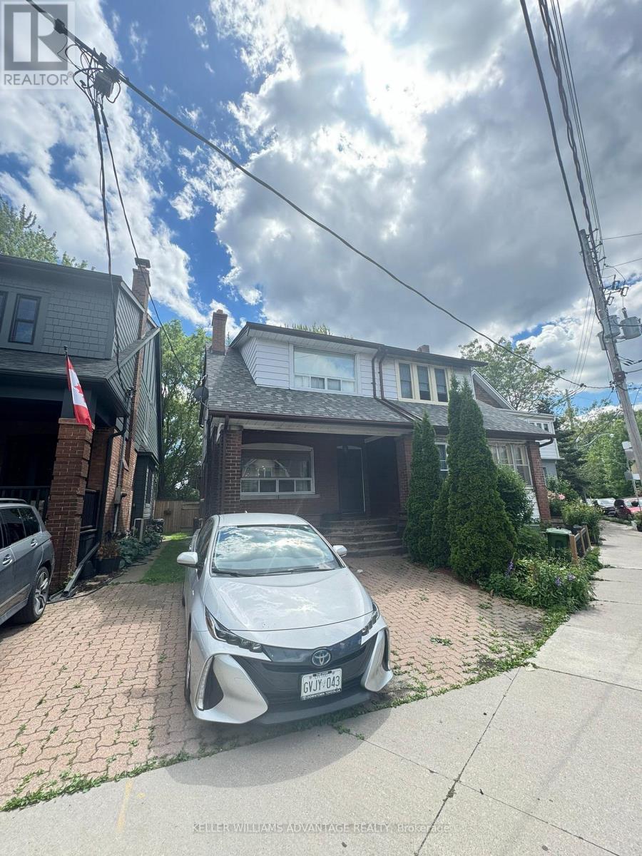 4 EDGEWOOD AVENUE, Toronto, Ontario