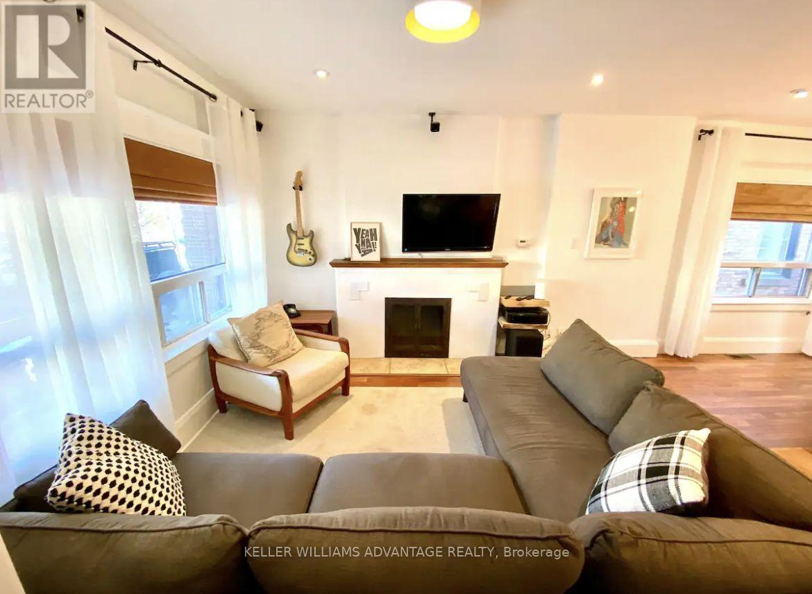 4 Edgewood Avenue, Toronto, Ontario  M4L 3G7 - Photo 2 - E12648616