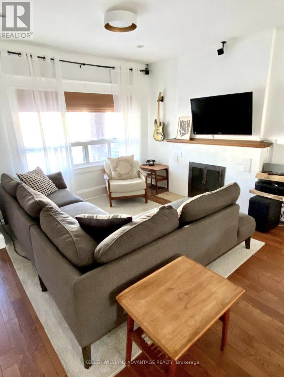 4 Edgewood Avenue, Toronto, Ontario  M4L 3G7 - Photo 4 - E12648616