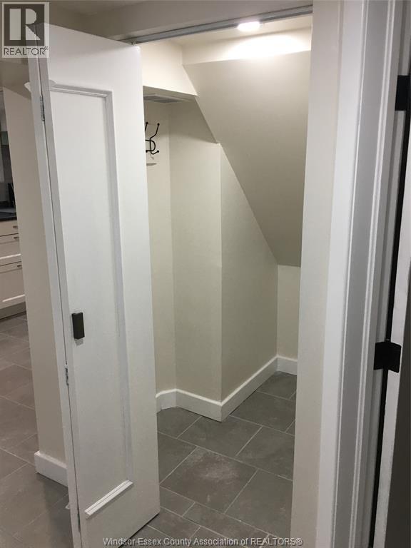 1153 Elsmere Avenue Unit# Lower, Windsor, Ontario  N9A 2B1 - Photo 5 - 25032003