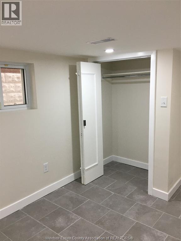 1153 Elsmere Avenue Unit# Lower, Windsor, Ontario  N9A 2B1 - Photo 6 - 25032003