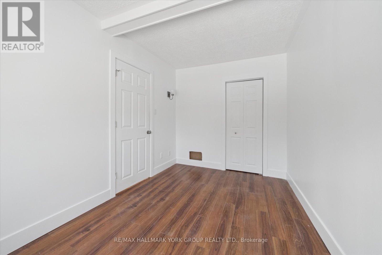 Upper - 27008 Kennedy Road, Georgina (Historic Lakeshore Communities), Ontario  L0E 1S0 - Photo 11 - N12648558